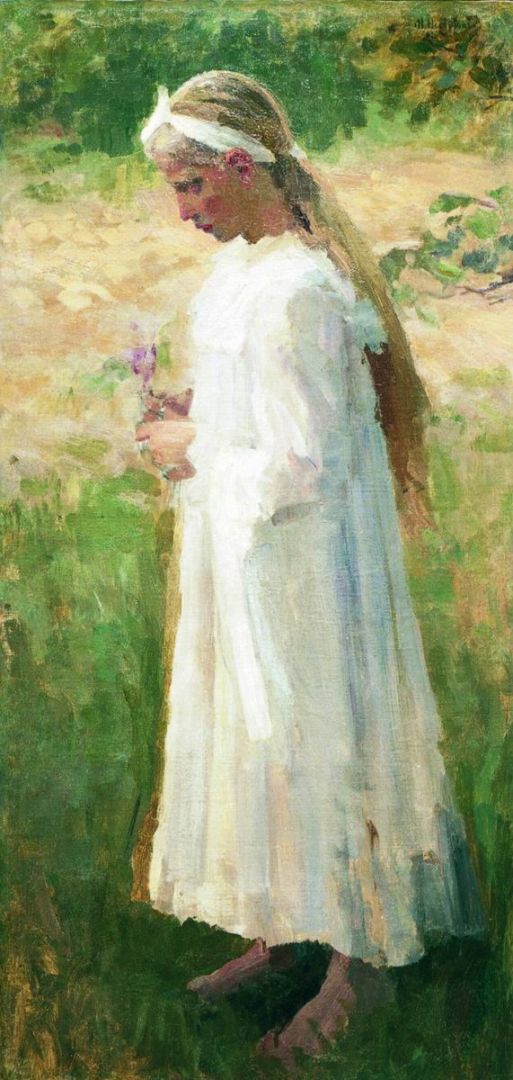 Девочка в белом платье и с цветком в руках. 1900-е
